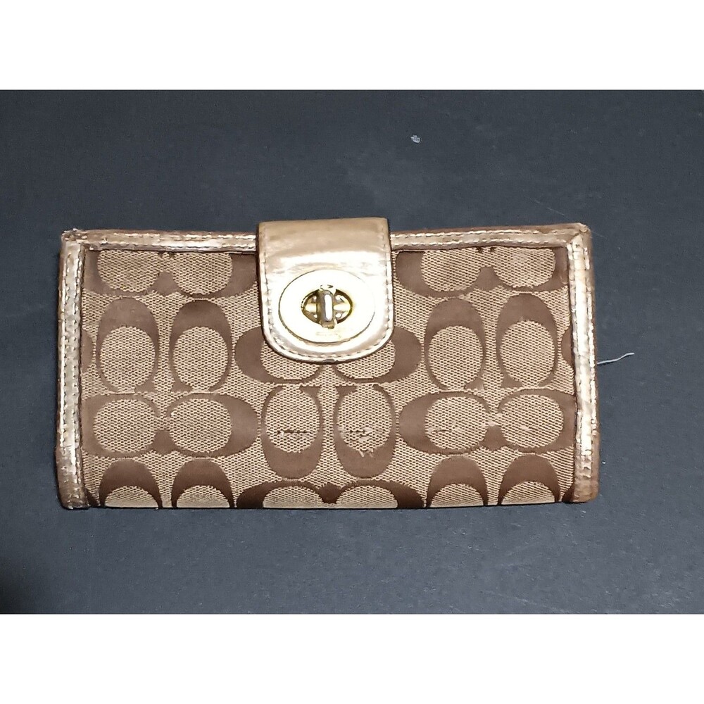Coach wallet